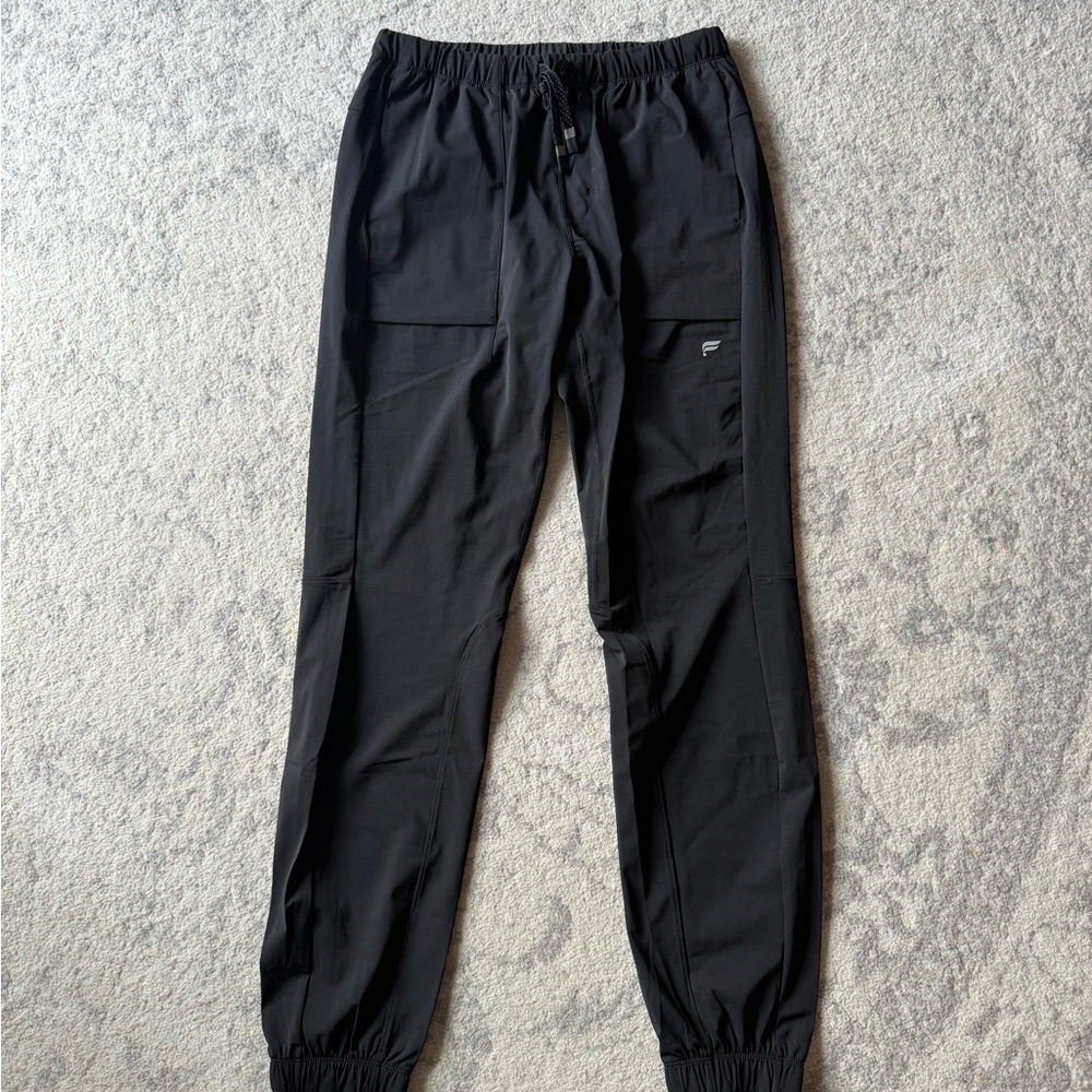 Fabletics Men's Black Cargo Pants